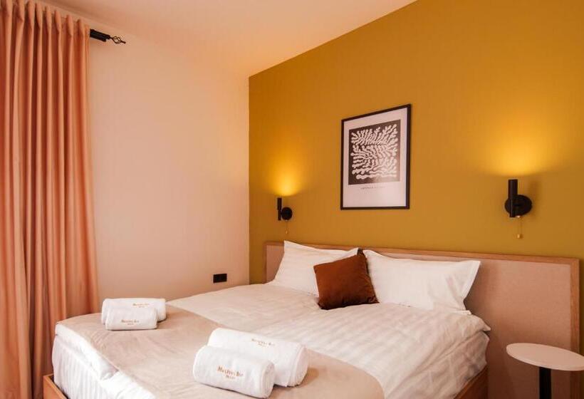 酒店 Motives Inn Dilijan