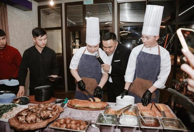 هتل Mountain View Hot Spring Resort