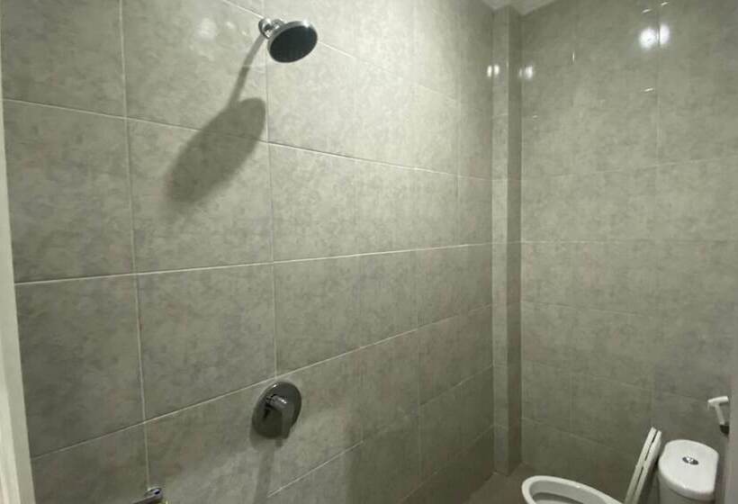 ホテル Oyo 93453 Muula Homestay Syariah