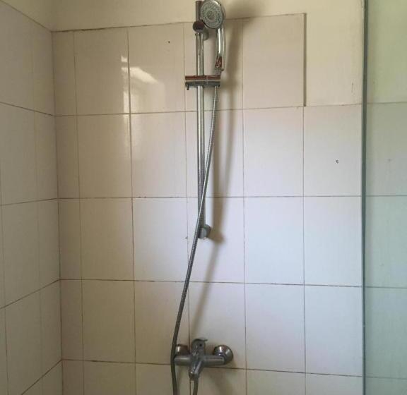 בית מלון כפרי Polonnaruwa Holiday Inn