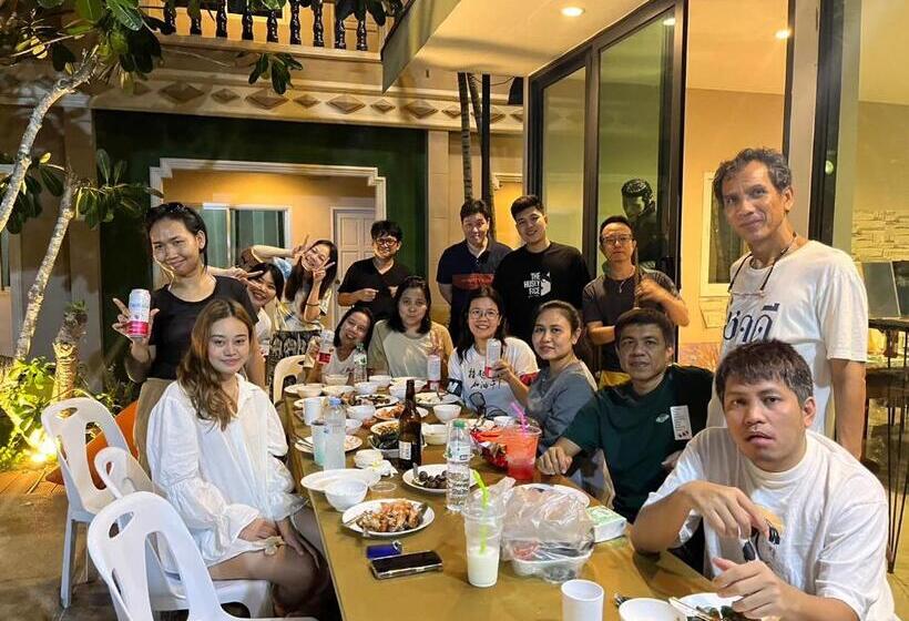 Отель Privacy Pattaya