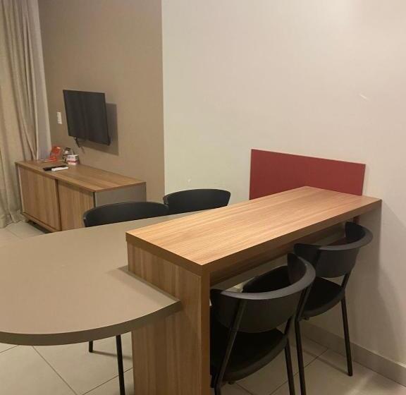 ホテル Resort Praias Do Lago Park