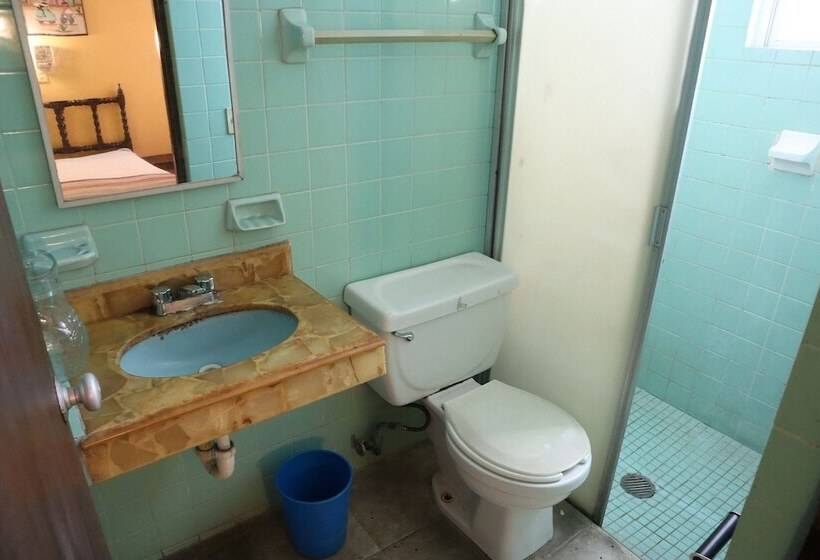 ホテル Santa Barbara