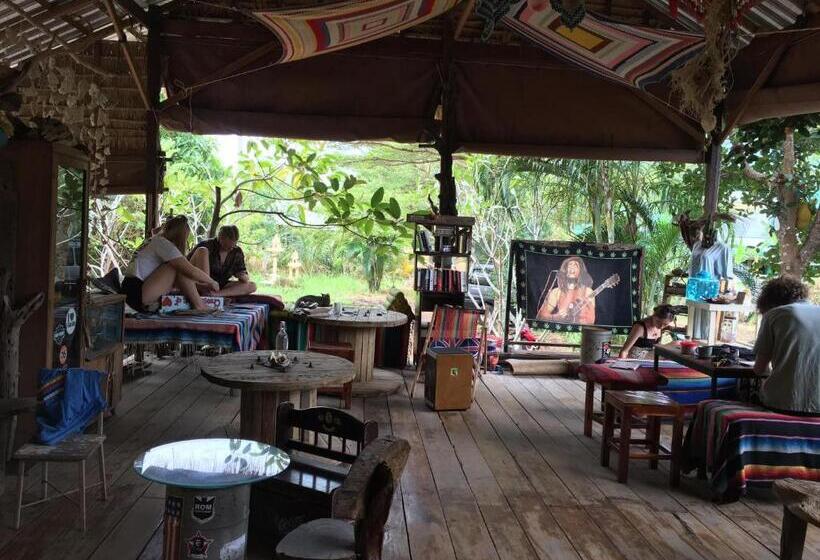 호텔 Seree Bungalows