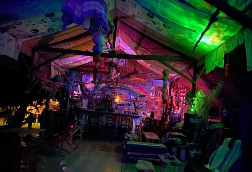 호텔 Seree Bungalows