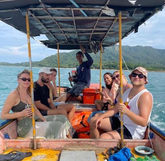 호텔 Seree Bungalows