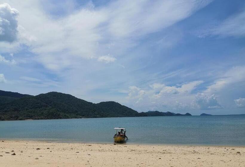 호텔 Seree Bungalows