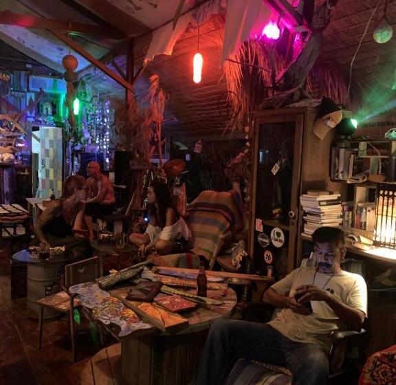 호텔 Seree Bungalows