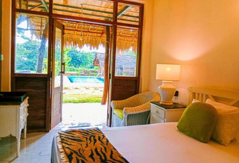 Отель Sigiriya Elegant Resort