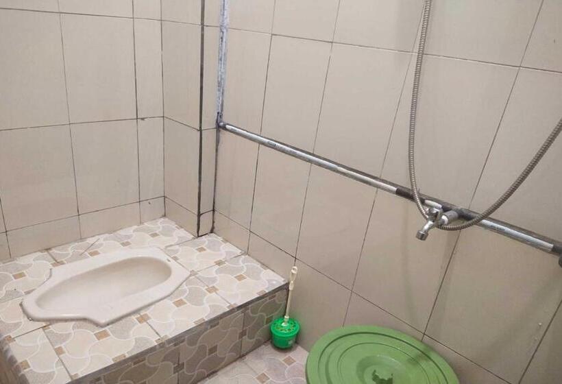 בית מלון כפרי Spot On 93430 Delta Bnb Residence