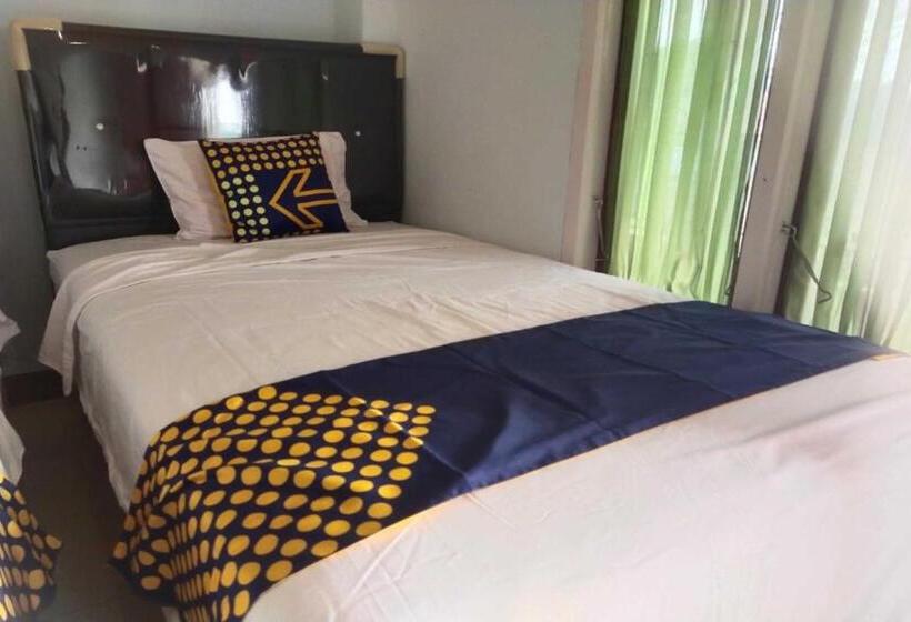 בית מלון כפרי Spot On 93430 Delta Bnb Residence