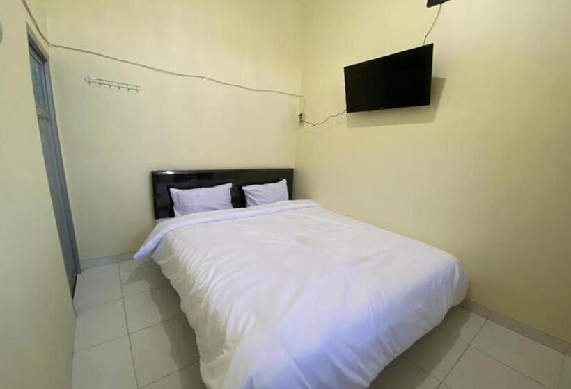 ホテル Spot On 93452 Wulan Homestay 2 Syariah