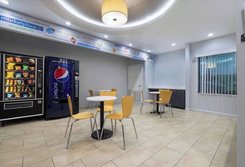 בית מלון כפרי Studio 6 Suites Texas City I 45