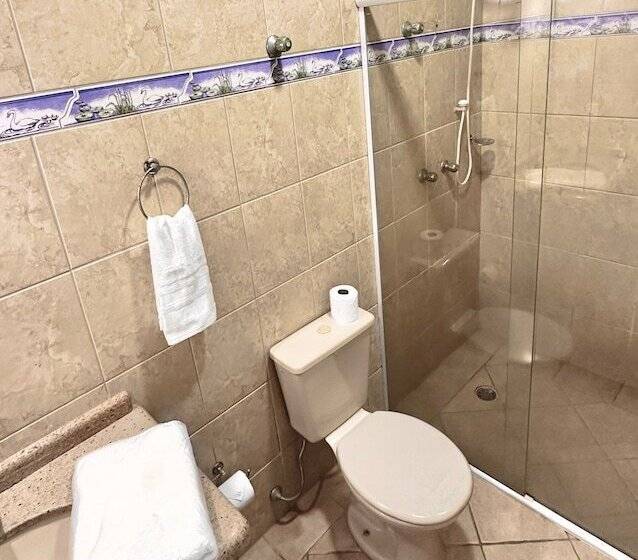 ホテル Surfside Suites