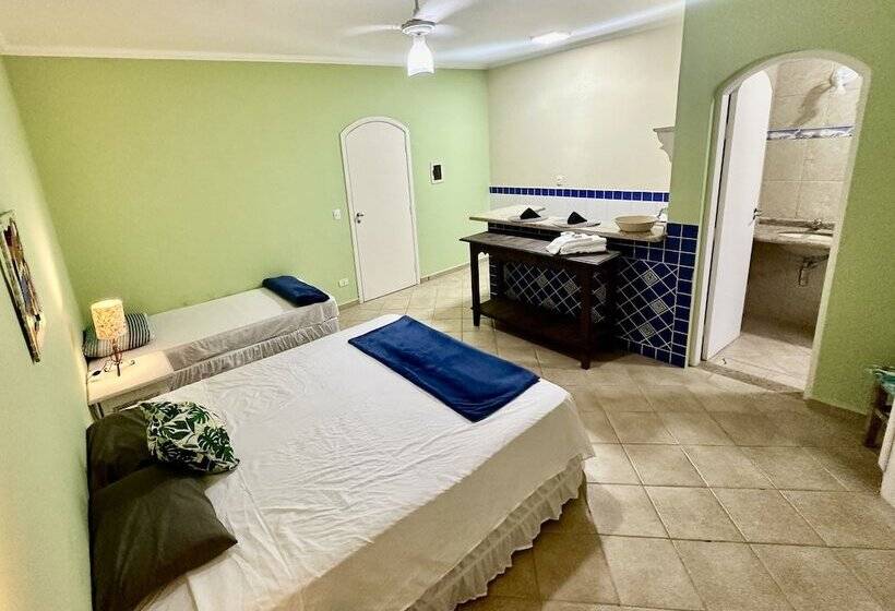 ホテル Surfside Suites