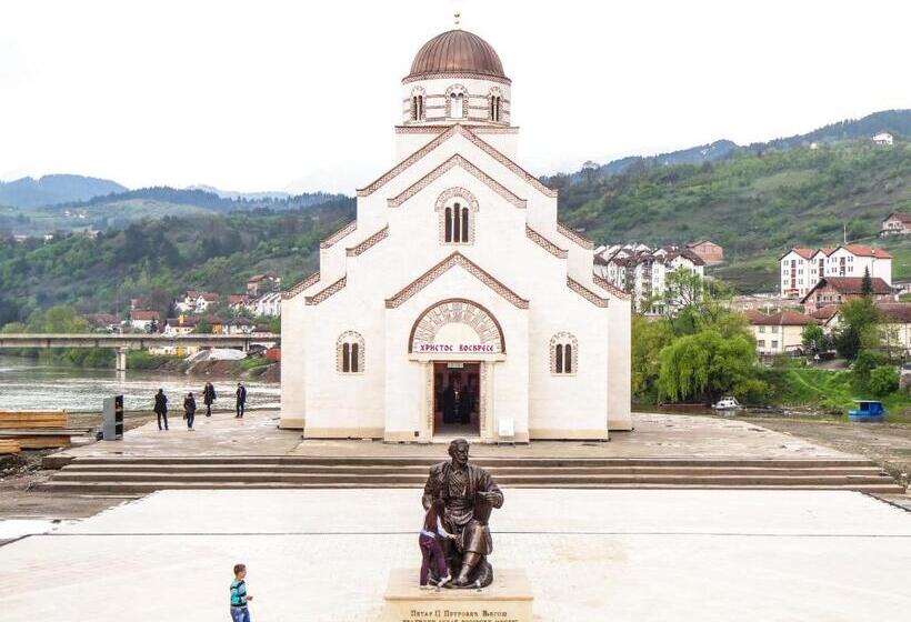 هتل Turistički Centar Andrićgrad