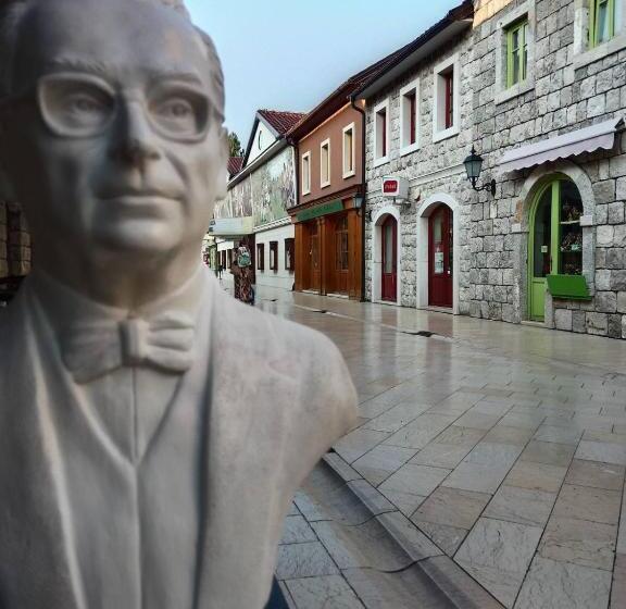 هتل Turistički Centar Andrićgrad