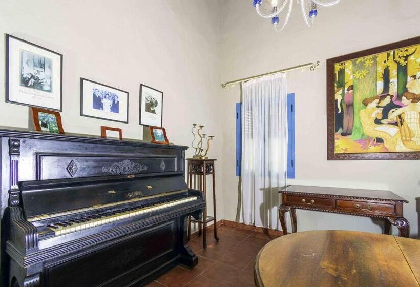 בית מלון כפרי Utopía