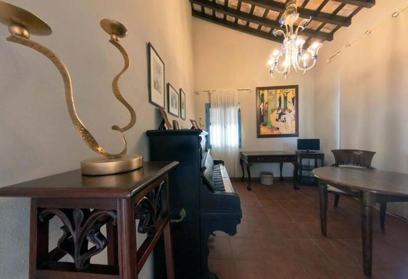 בית מלון כפרי Utopía