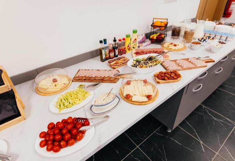 فندق Villa Bellini Borszék