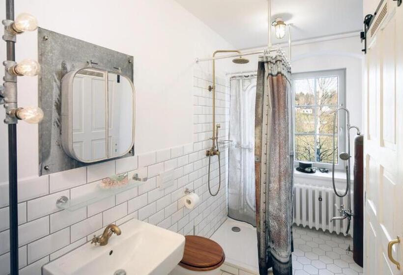 فندق Weltraumbahnhof Rautenkranz   Steampunk