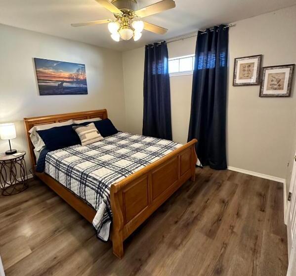 Lakeside Motel, Cabins And Rv