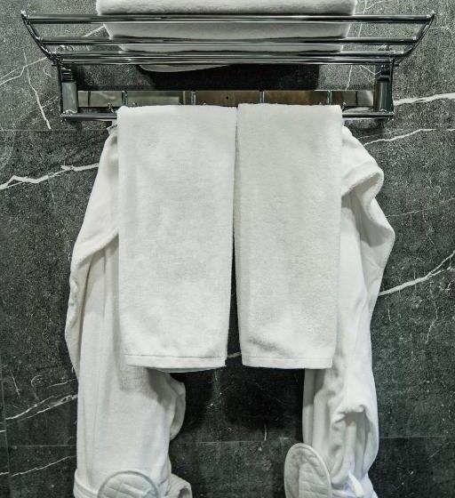 London Hotel Yerevan