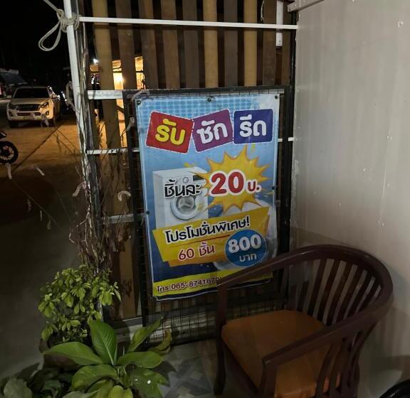 Lonely Beach Complex Titanic Hotel In Beach Shopping Street Markets ในศูนการค้าติดทะเล