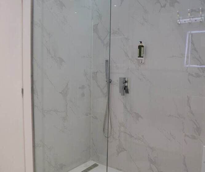 Metro Hotel Terminal