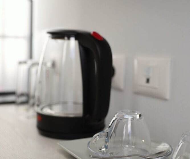 Metro Hotel Terminal