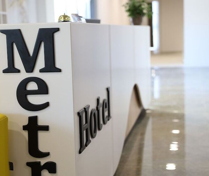 Metro Hotel Terminal