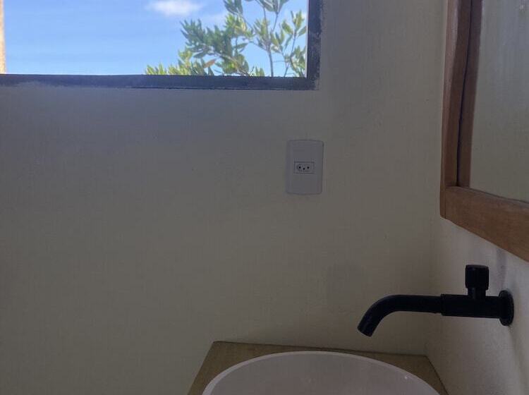 Oxe Hostel