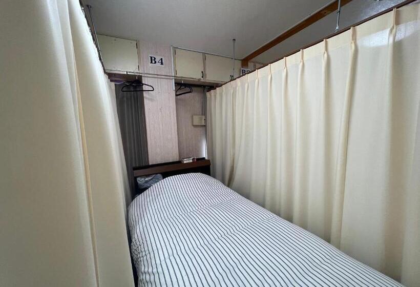 بنسيون ゲストハウス　アロマ