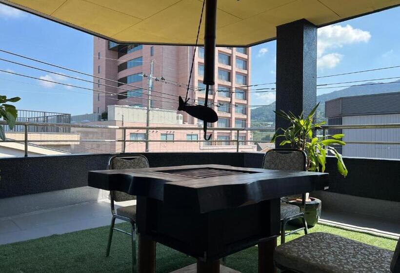 بنسيون ゲストハウス　アロマ