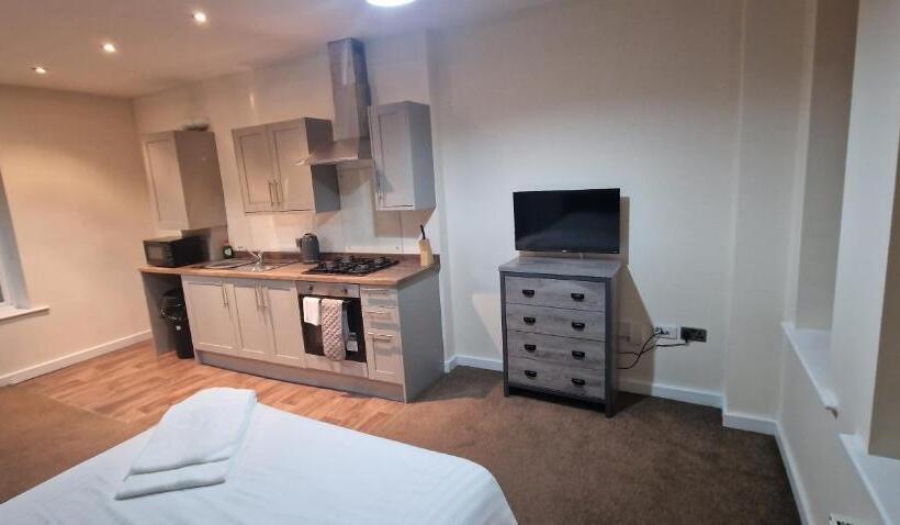 Пансион Apartment In Central Halifax