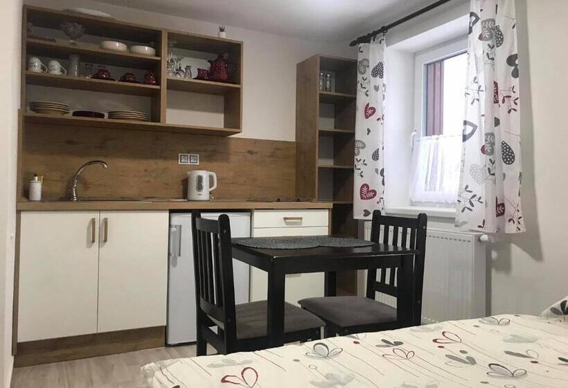 بنسيون Apartmány V Chalupě Nad Modravou
