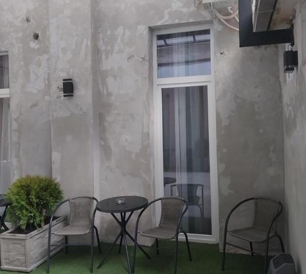 پانسیون Authentic Belgrade Centre   Luxury Suites