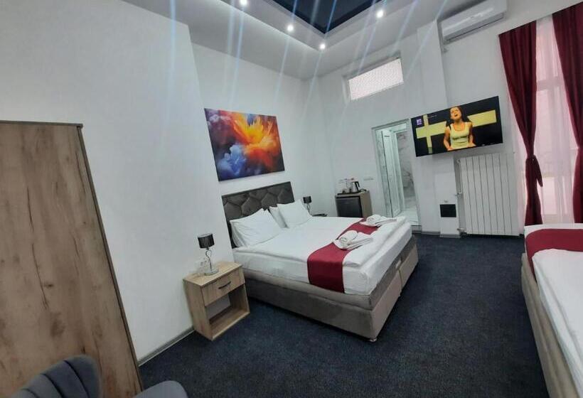 پانسیون Authentic Belgrade Centre   Luxury Suites