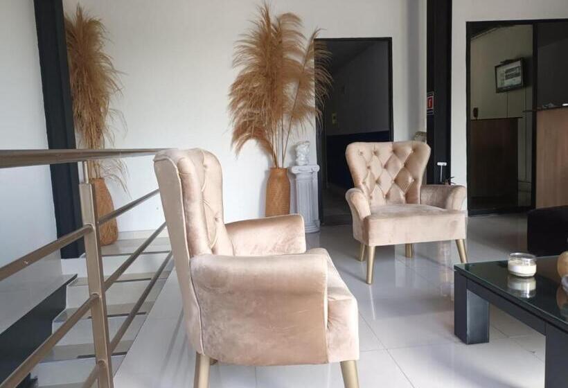 بنسيون Casa Mango