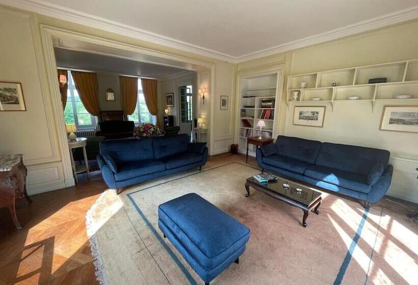 بنسيون Château Dans Le Val De Loire