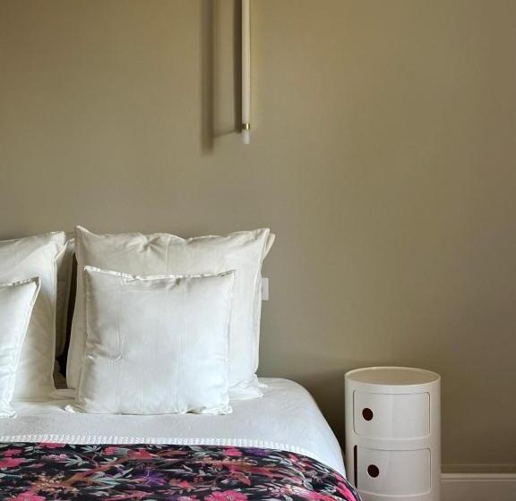 Пансион Château De Moulède