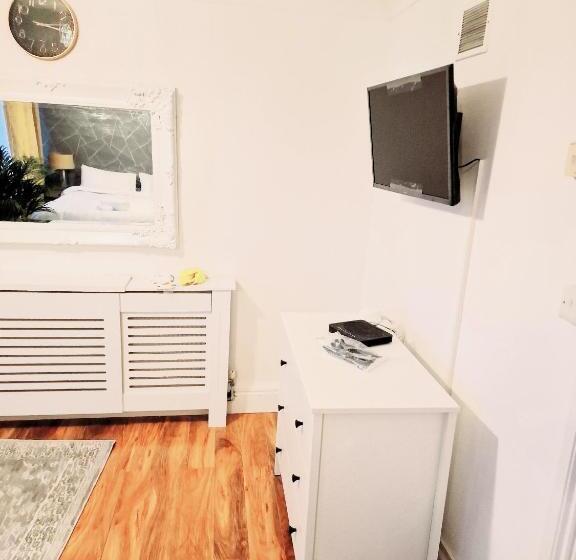 펜션 Flat 16 Homedale House