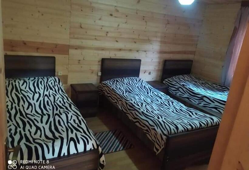 پانسیون Guesthouse Luka