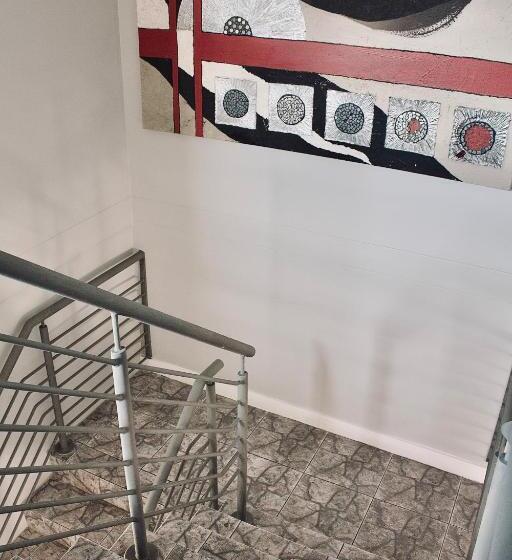 פנסיון Harbour Close Home