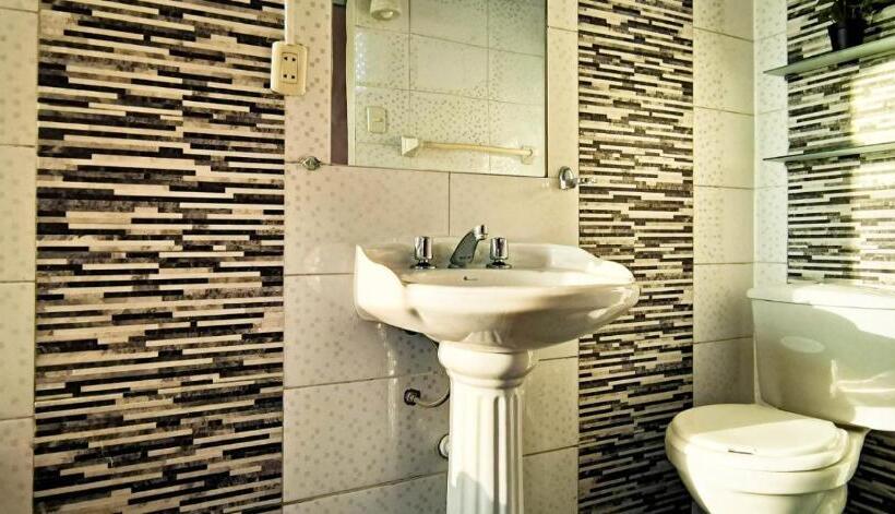 پانسیون Hostal Keymar