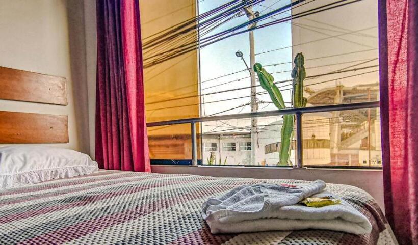 پانسیون Hostal Keymar