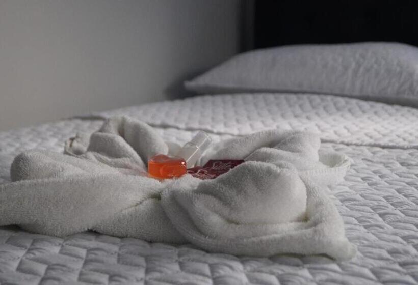 پانسیون Hostal Magica Noche Filandia