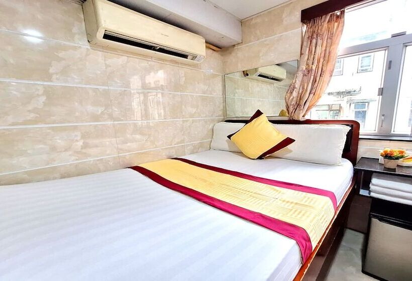 پانسیون International Metro Guest House