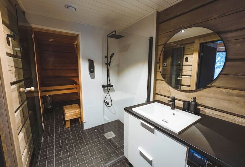 ペンション Invisible Forest Lodge