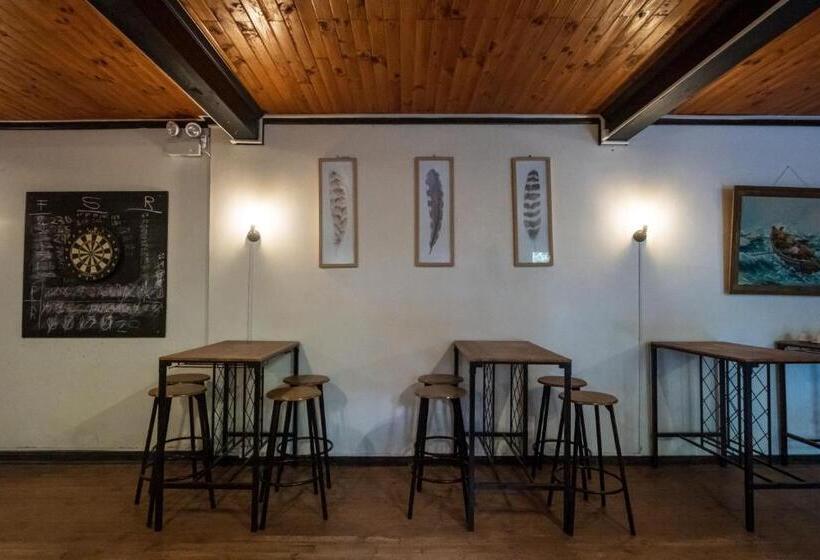 膳宿费 Löf Hostal